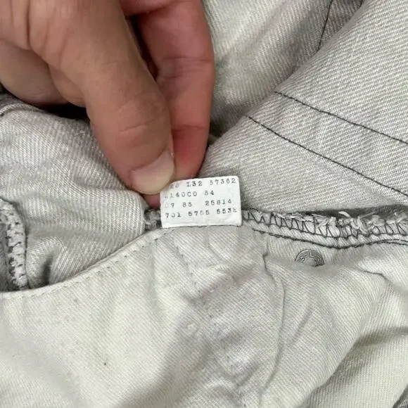 True Vintage 70s Levis Jeans 501 28x32 Regular Straight Fit Light Grey Wash - Picture 7 of 8